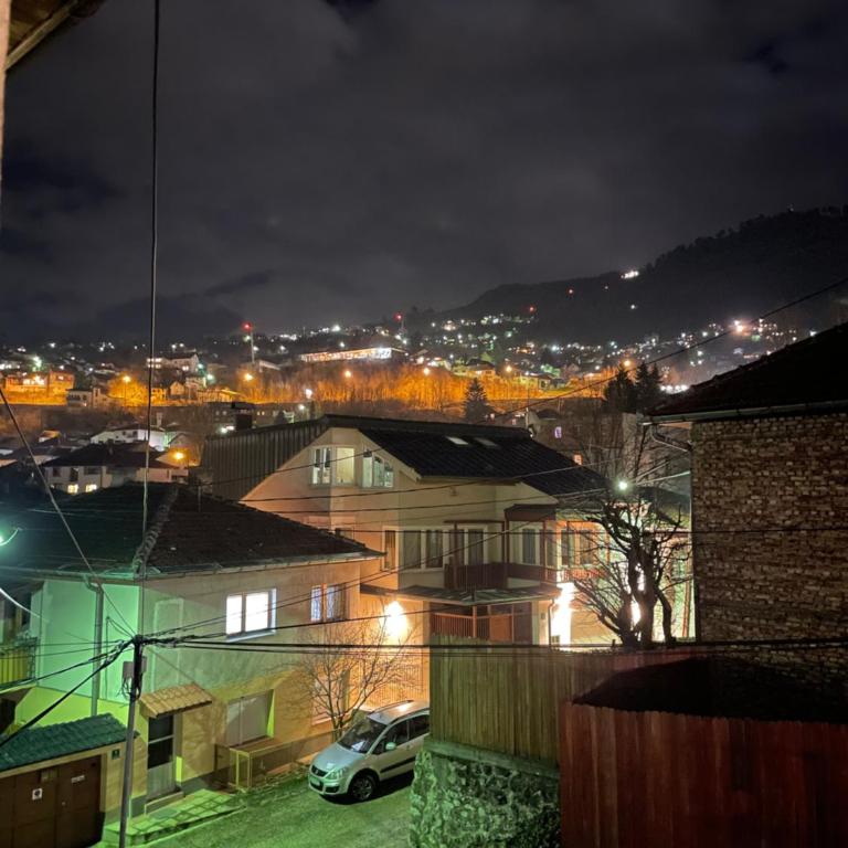 Inaya Apartman Free Parking - Apartman - 60