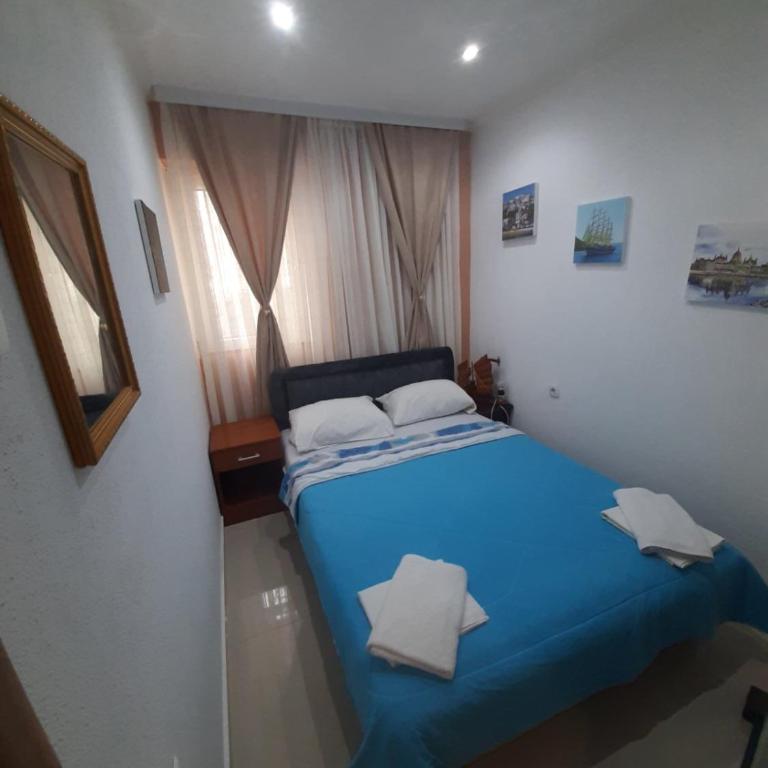 Becic Apartments - Porodična Soba (sa Pogledom na Baštu) - 2
