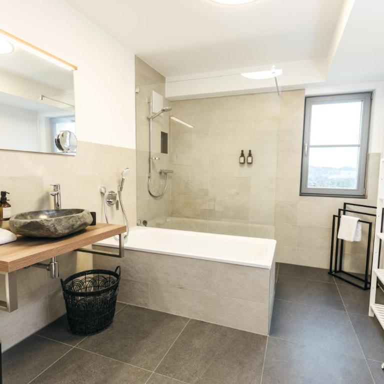 HEIMATEL - Ferienappartements Hochberg - Apartment mit 2 Schlafzimmern - 10