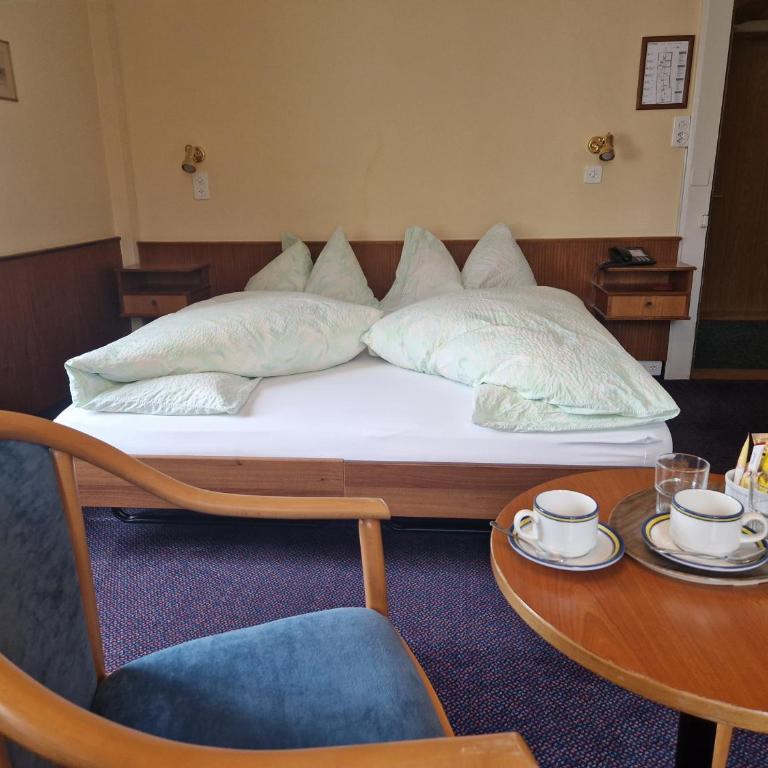 Hotel Du Lac - South Facing Classic Double Room - 8