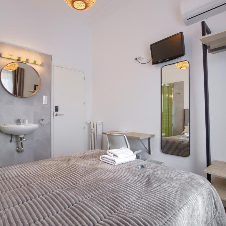 Hostal Besaya - Chambre Simple avec Toilettes Communes - 1