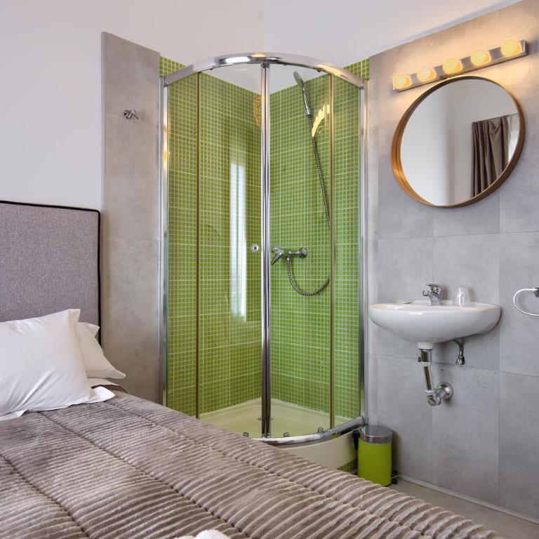 Hostal Besaya - Chambre Simple avec Toilettes Communes - 4