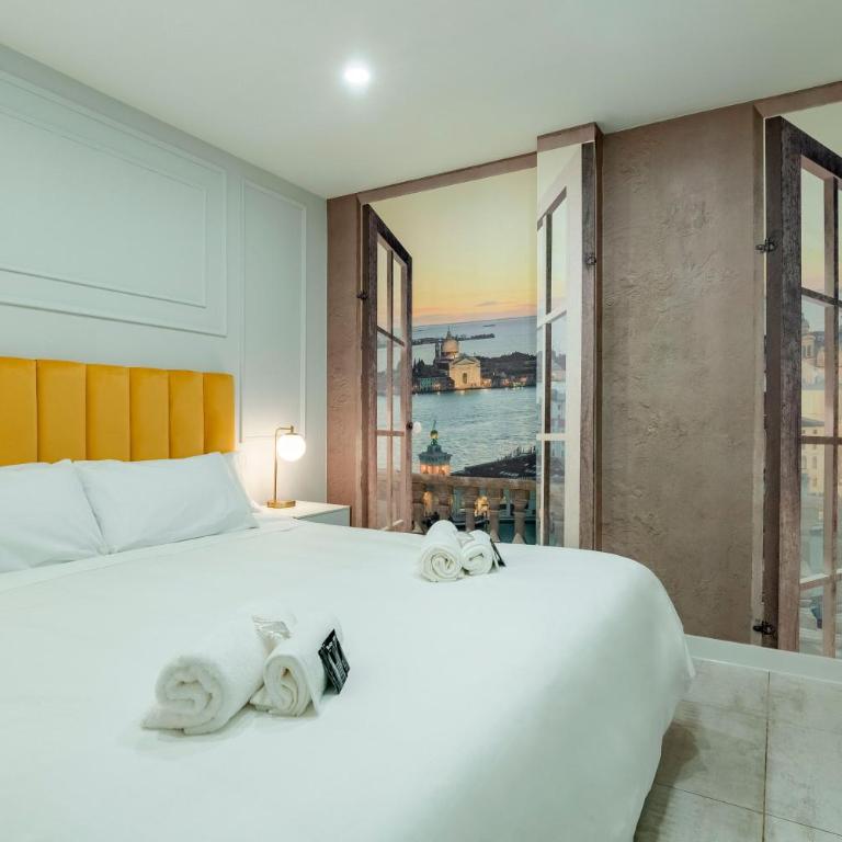 Luxe Apartment Madrid 7 paradas de Metro de Sol - Two-Bedroom Apartment - 9