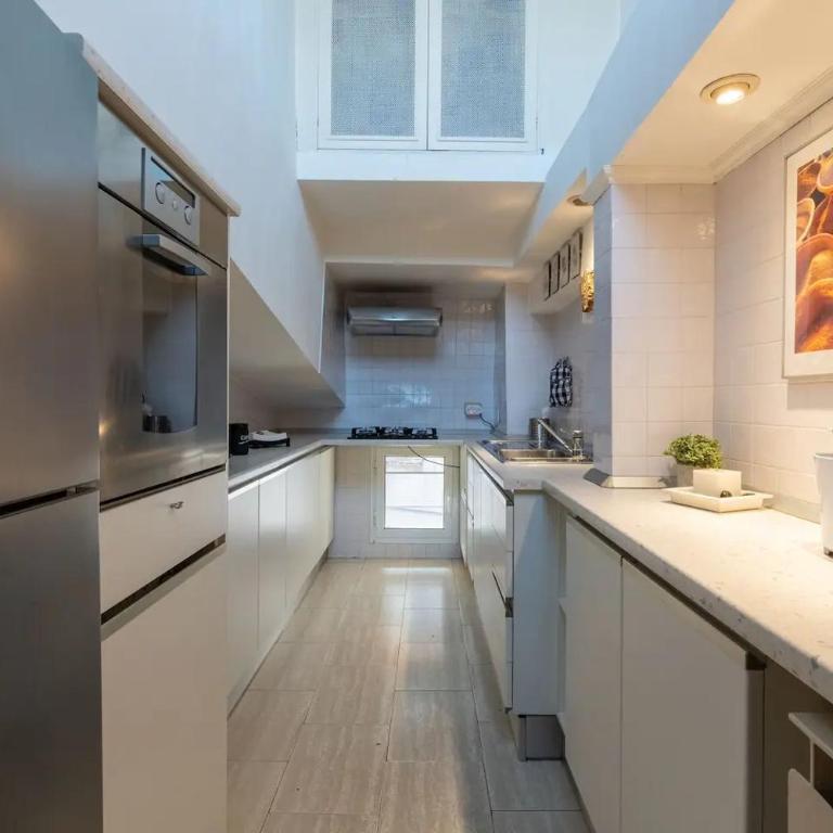 [15 min from Piazza Venezia] Skyline Sanctuary in Trastevere - Appartamento Deluxe - 12