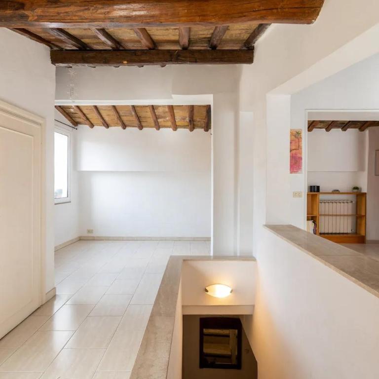 [15 min from Piazza Venezia] Skyline Sanctuary in Trastevere - Appartamento Deluxe - 48