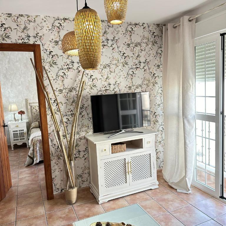 APARTAMENTOS LUNA solo FAMILIAS Y PAREJAS - Apartamento de 2 dormitorios - 36