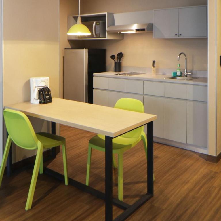 City Express Suites by Marriott Tijuana Rio - Studio Suite with One Queen Bed and Sofa Bed - 5