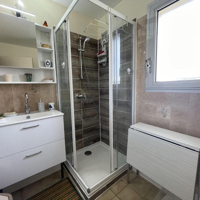 Royan: T2 proche plage avec parking privé - FR-1-71-63 - Apartamento (4 adultos) - 16