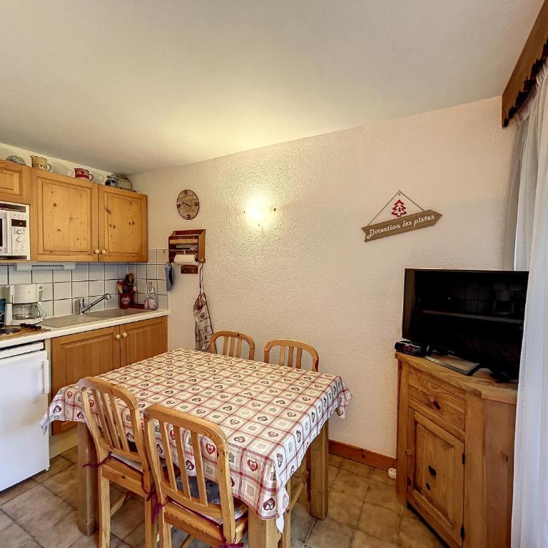 Studio cabine proche centre Combloux, 4 pers, balcon, parking - Studio - 7