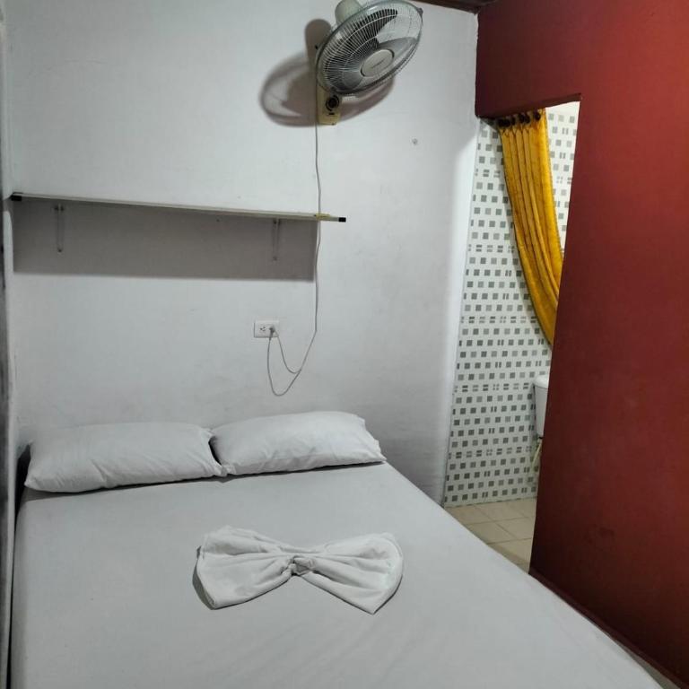 HOSTAL SARITA - Habitación Doble - 1