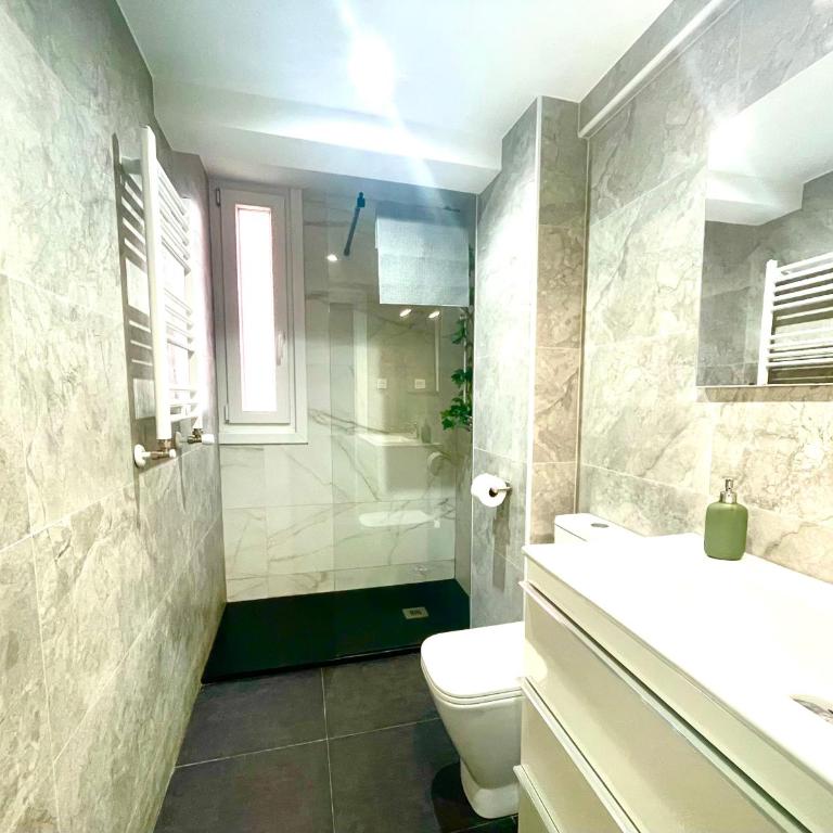 Moderno Apartamento cerca del metro - Two-Bedroom Apartment - 14