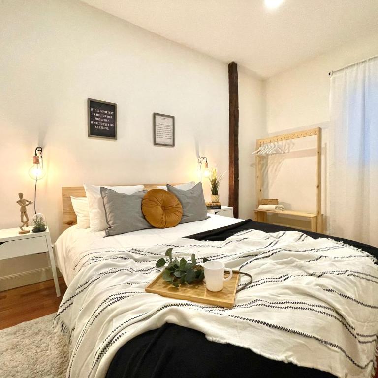 FIKA FLAT Casco Viejo PARKING 20 euro x día - Apartment - 12