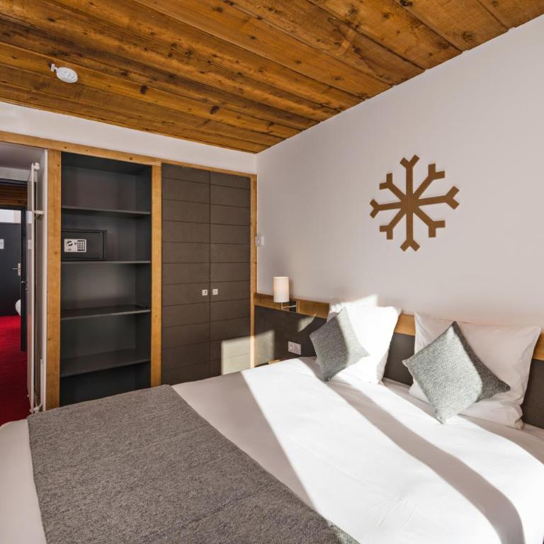 Marmotel & Spa - Chambre Familiale avec Vue sur le Village - 8
