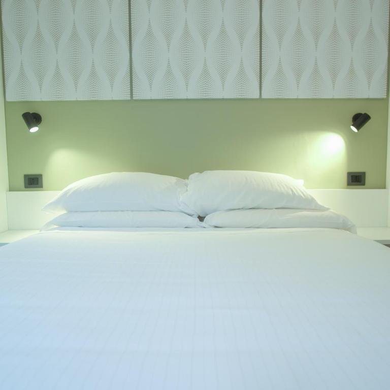 Naboo Verona Luxury Suites - Camera Matrimoniale Deluxe - 19