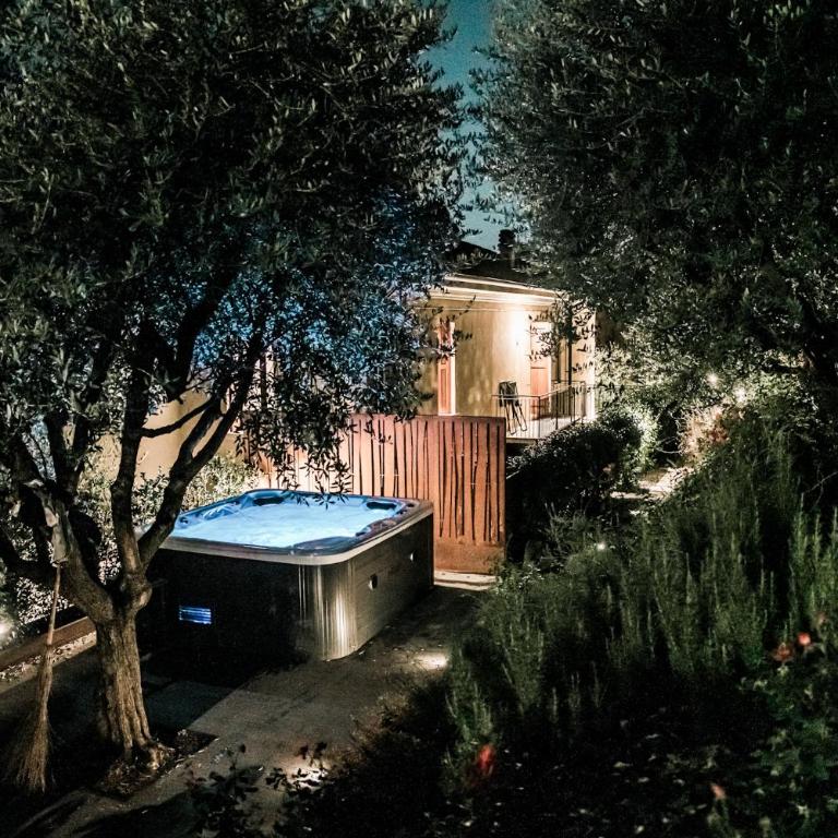 Naboo Verona Luxury Suites - Camera Matrimoniale Deluxe - 3