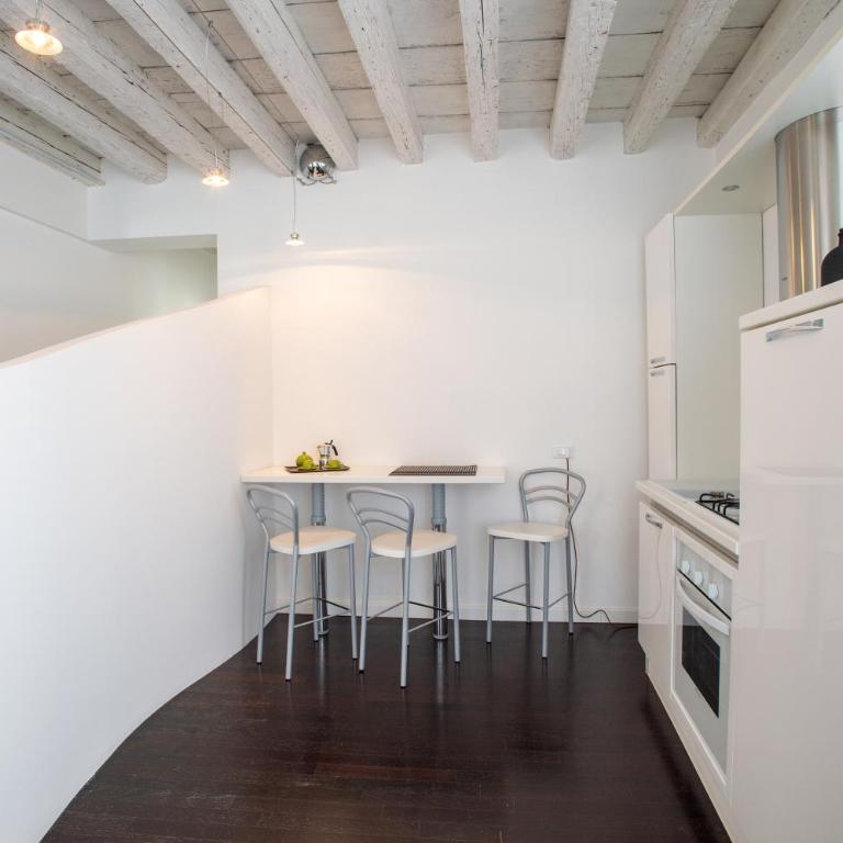 Ada Canal House VISTA CANALE - Appartamento con 2 Camere da Letto - 42