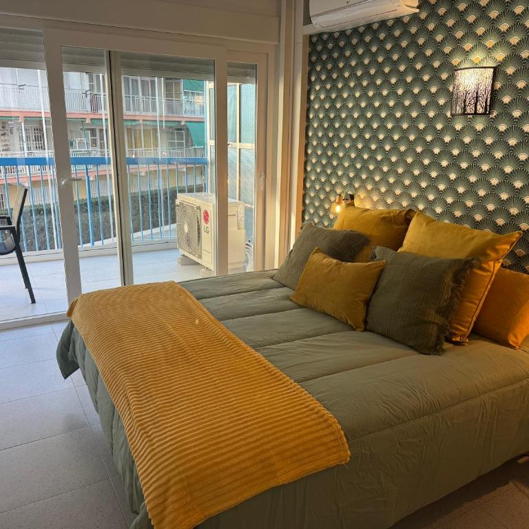 Primera línea en Playa Muchavista piscina y vistas al mar By Turihome - Apartamento de 2 dormitorios - 3