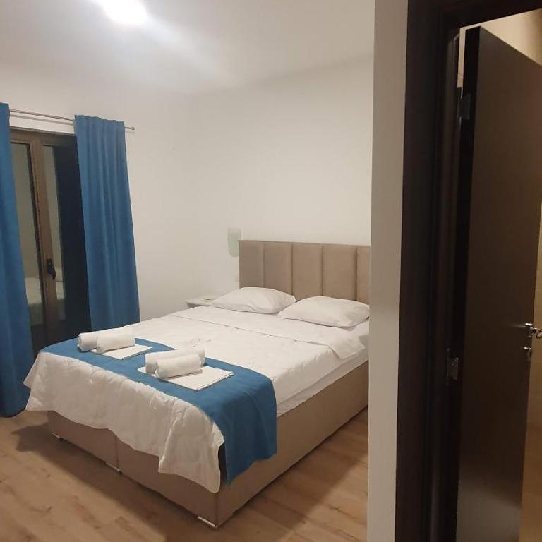 Guest house Mia Becici - Sobe i Apartmani - Double Room with Balcony - 3