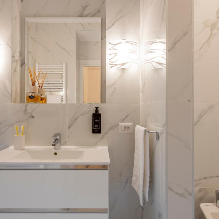 Milan Royal Suites - Centro Brera - Two-Bedroom Apartment - Via Dell'Orso 18 - 8