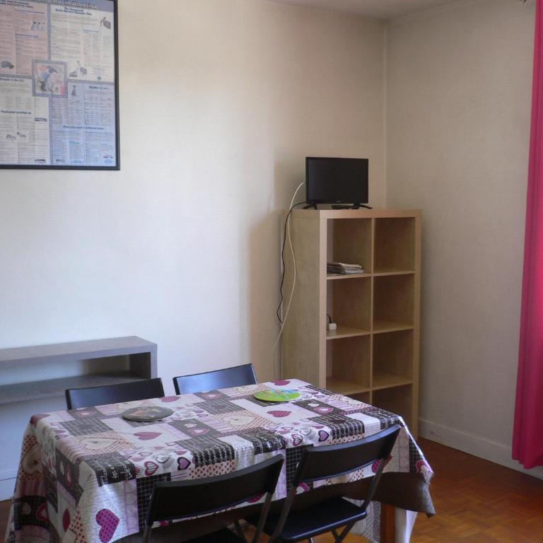 Hyper centre - Cathédrale - Appartement 1 Chambre - 2