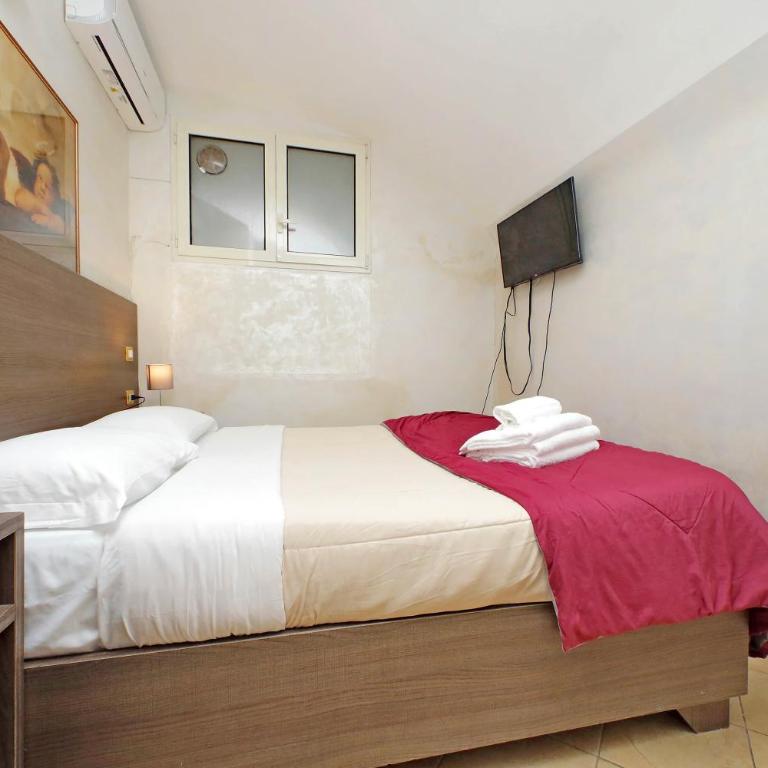 Gallery Home - Appartamento con 2 Camere da Letto - 50