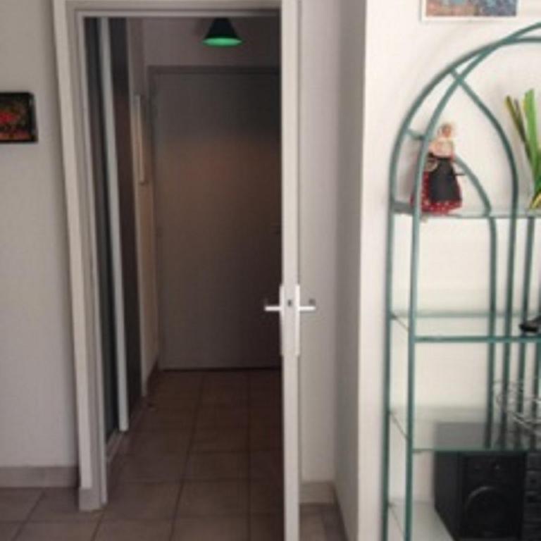 Vittoria Immobilier 5 - REGLEMENT SUR PLACE - chèques vacances acceptés - Apartment - Ground Floor - 17