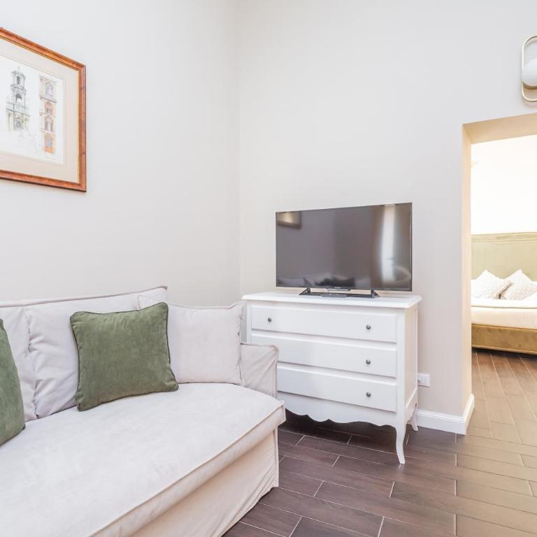 Daplace - La Mongolfiera Rooms in Navona - Superior Suite - 13