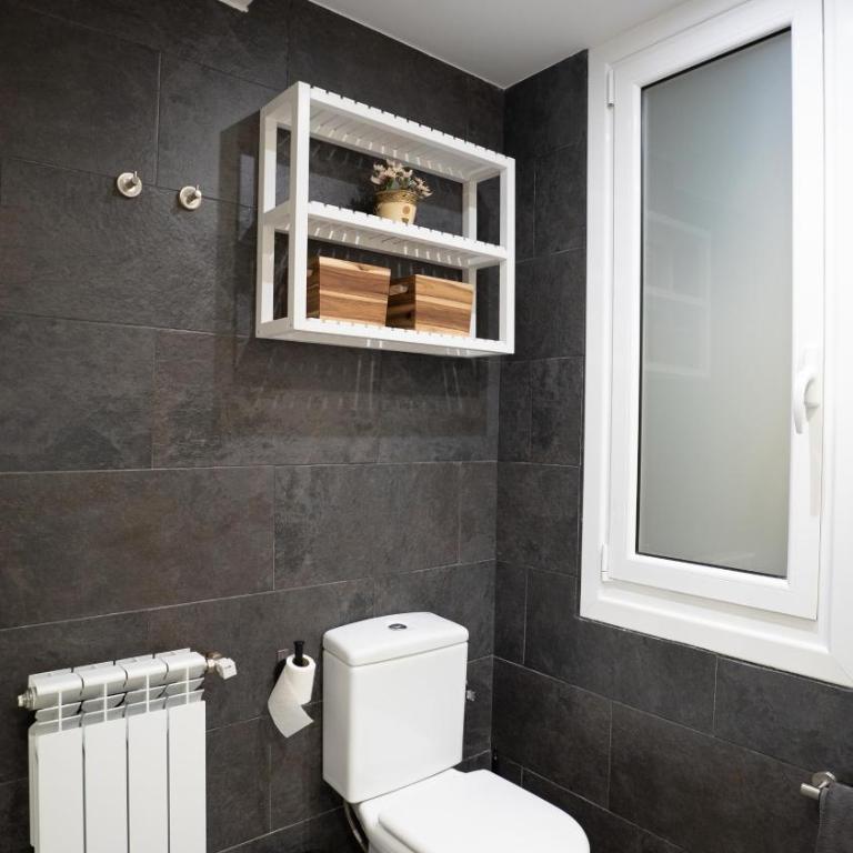 Céntrico, junto a estación de bus/tren, y playas - Apartamento de 2 dormitorios - 15