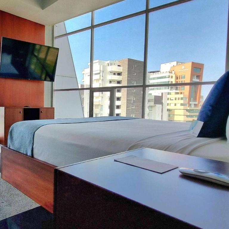 Wyndham Manta Sail Plaza Hotel and Convention Center - Suite Presidencial - 1
