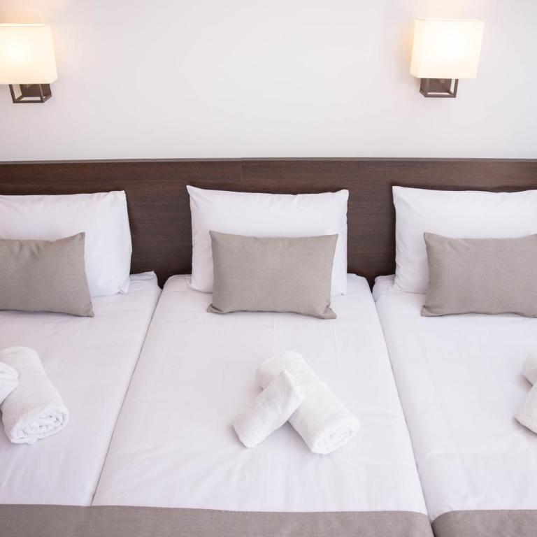 RVHotels GR92 - Habitación Triple Estándar - 4