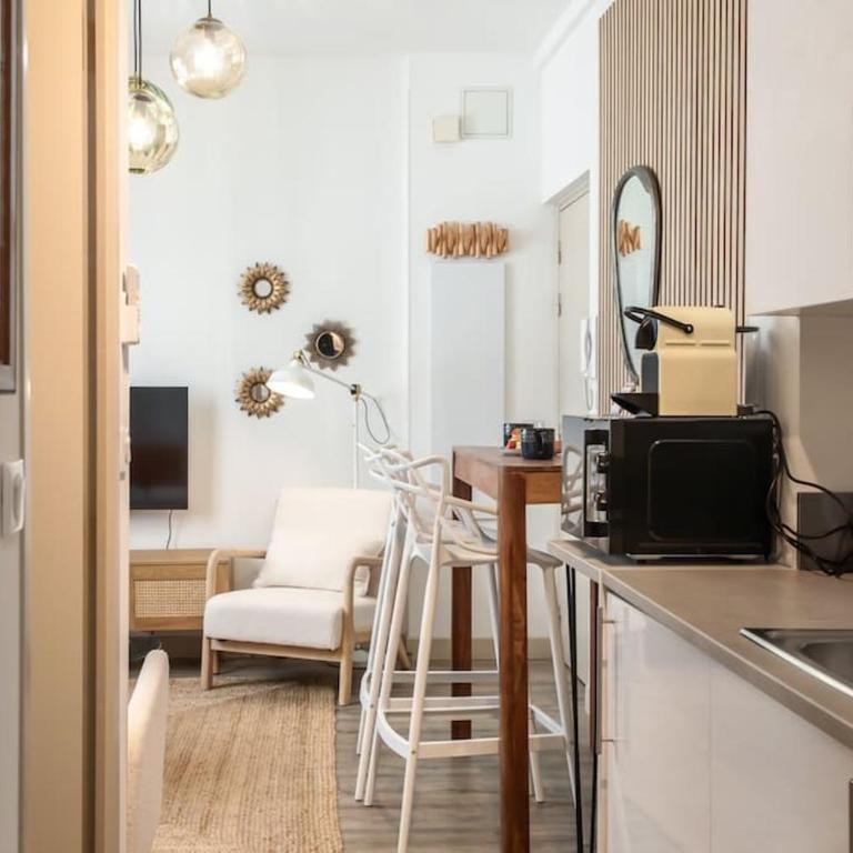 L46 Staywizus - 2P Port, 2min du Cap et 5 du port CLIM & WIFI - Appartement 1 Chambre - 11