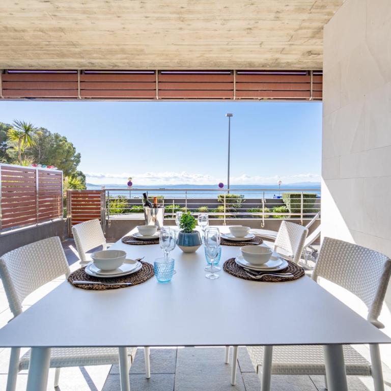 NC APARTMENTS 201 Moli Blau - 4 pax - Two-Bedroom Apartment - 3