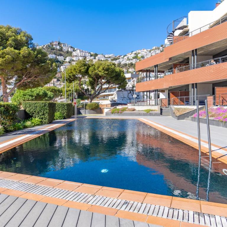NC APARTMENTS 201 Moli Blau - 4 pax - Two-Bedroom Apartment - 6