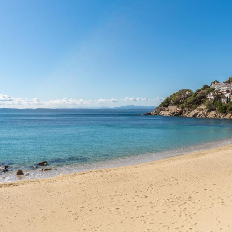 NC APARTMENTS 201 Moli Blau - 4 pax - Two-Bedroom Apartment - 25