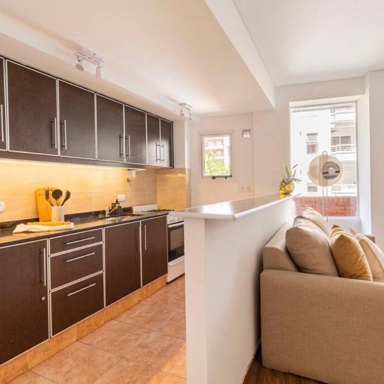 Spacious 2BR in Urquiza - Near Subte - Apartamento de 1 dormitorio - 2