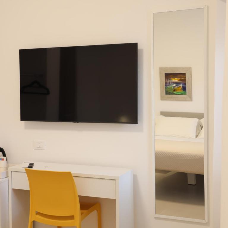 Ruffini Rooms - Double Room with Private Bathroom - 3