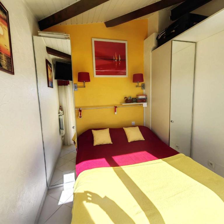 Splendide T2 climatisé à 50m de la plage avec piscine et parking - FR-1-607-97 - Appartement (5 Adultes) - 20