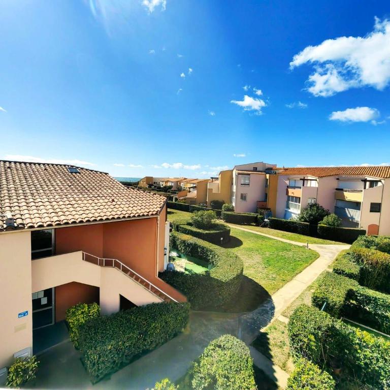 Splendide T2 climatisé à 50m de la plage avec piscine et parking - FR-1-607-97 - Appartement (5 Adultes) - 25