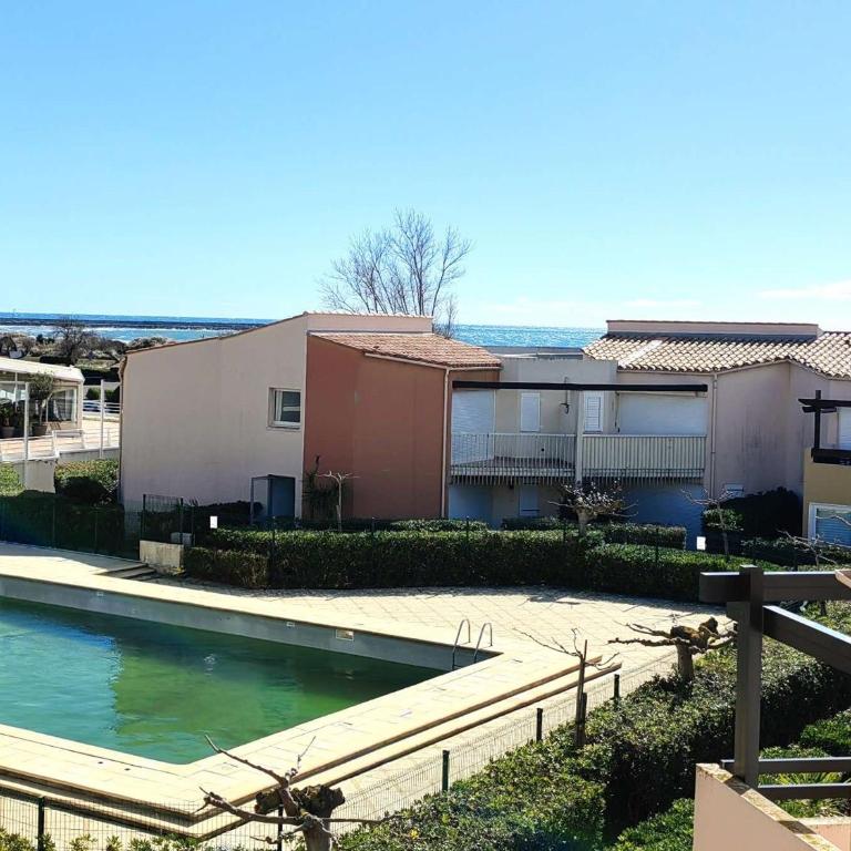 Splendide T2 climatisé à 50m de la plage avec piscine et parking - FR-1-607-97 - Appartement (5 Adultes) - 26