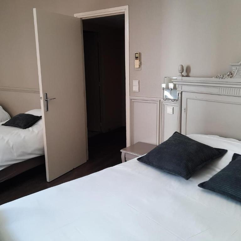 Hôtel de France - Chambre Quadruple - 1