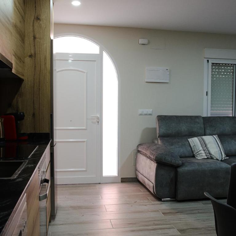APARTAMENTO SANTA POLA ZONA CLUB NAUTICO PISCINA COMUNITARIa 2 - Casa de 2 dormitorios - 33