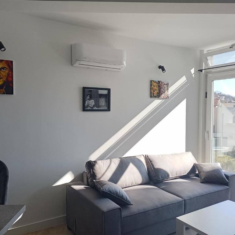 Premium apartment with private Parking, Pool with Adriatic view - One-Bedroom Apartment - 4