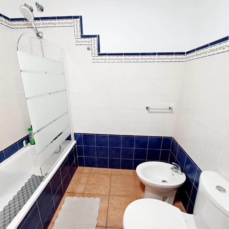 Vistas al Guadiana, Chalet a 10 minutos de la playa - Three-Bedroom House - 32