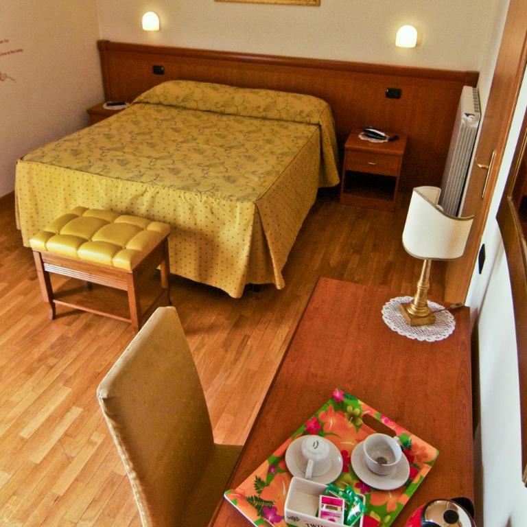 Hotel Picchio - Camera Matrimoniale Standard - 3