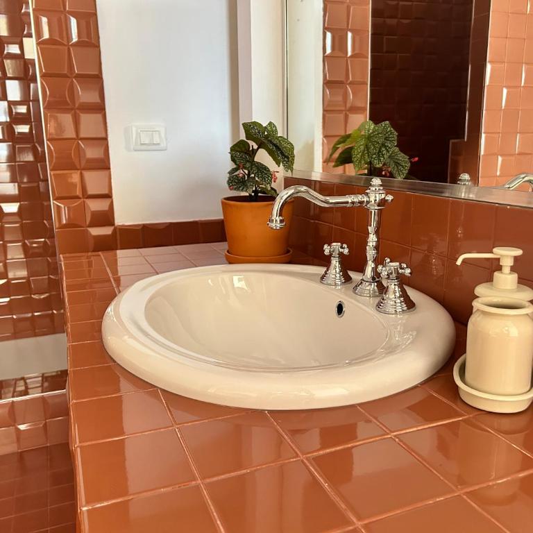 Frame Bologna - Deluxe Queen Suite with Ensuite Bathroom - 6