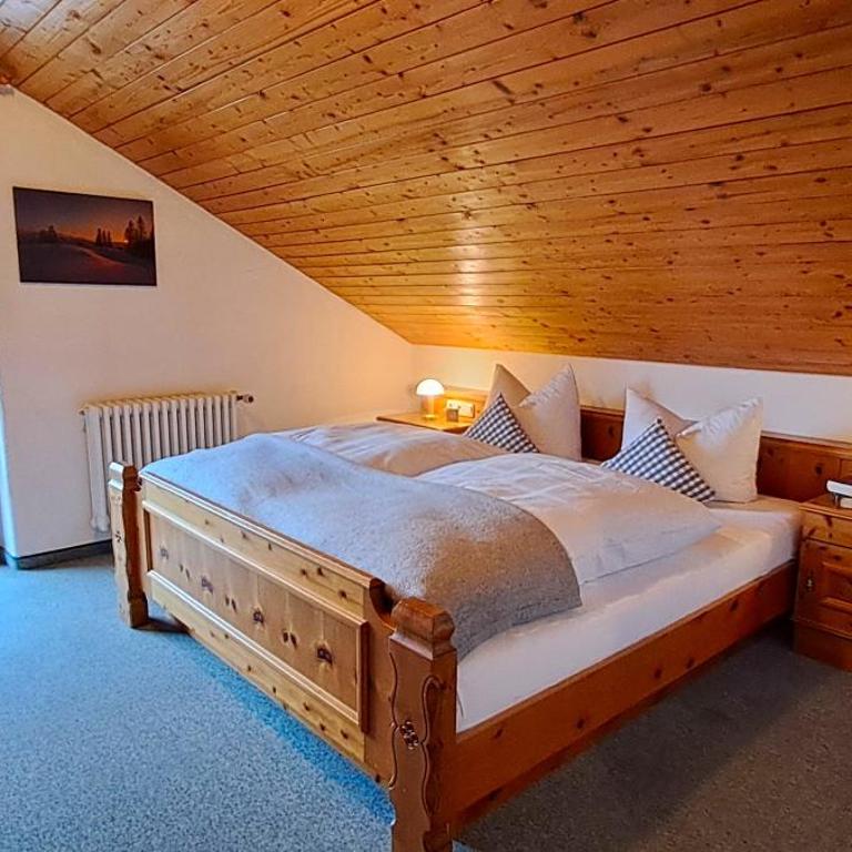 Gästehaus Krumbacher - Apartment mit Balkon - 9