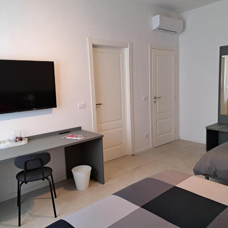 Bolognamania Rooms-Saffi - Camera Tripla Deluxe - 2