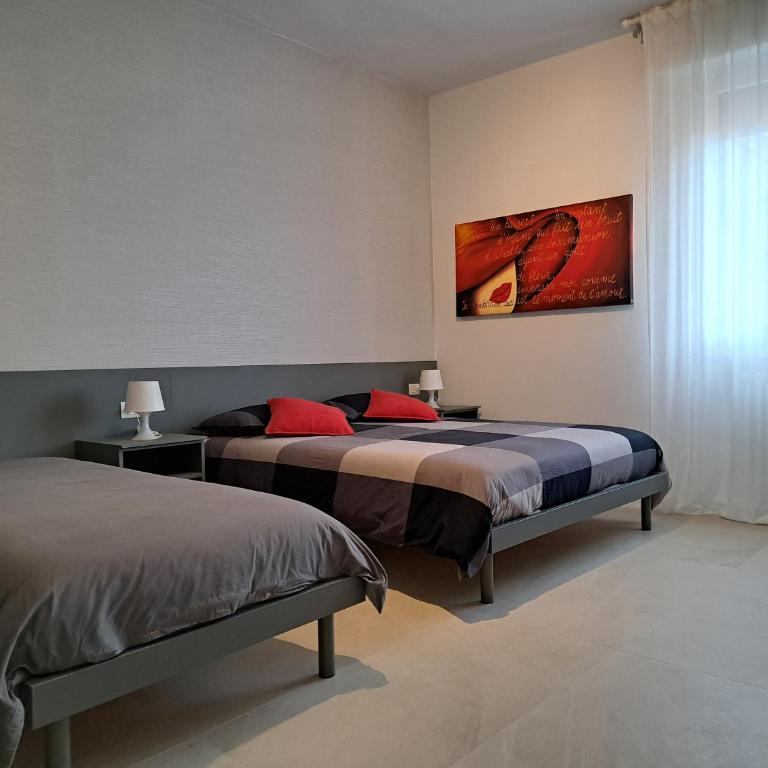 Bolognamania Rooms-Saffi - Camera Tripla Deluxe - 5