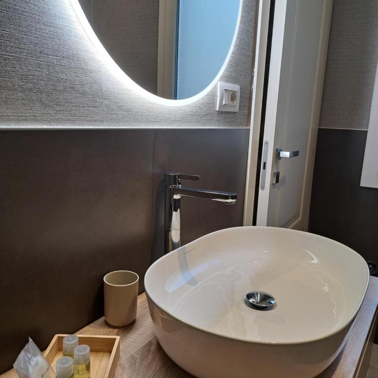 Bolognamania Rooms-Saffi - Camera Familiare Superior - 10
