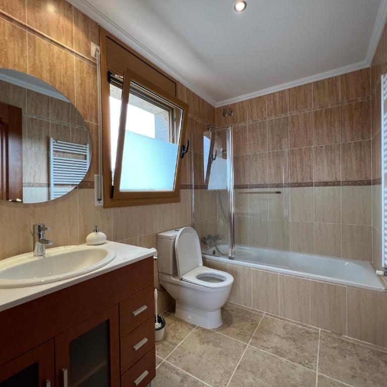 Casa Mas Cabañas con piscina infinita con playa - Villa - 26